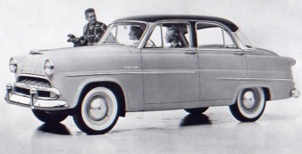 He: “What happened to your Hudson?”<br>
She: “It shrank at the car wash.” motor meme