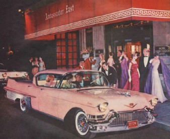 He: "Lock and load, folks. This is Chicago." motor meme