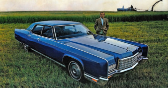 In defiance of #NationalUnderwearDay, Bob went commando. motor meme