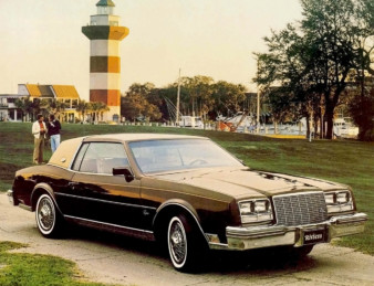 He: "I'm tellin' ya. Put all your money in Enron. It's a sure thing!" motor meme